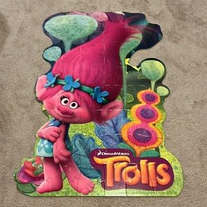 5/$25 SALE!! ** Trolls Floor Puzzle/Poppy